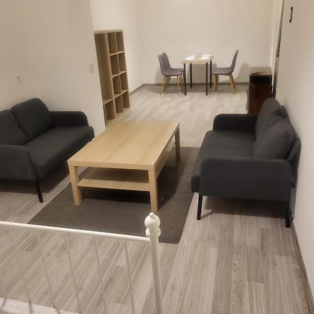 Sleepover City Center Apartment Будапеща Екстериор снимка