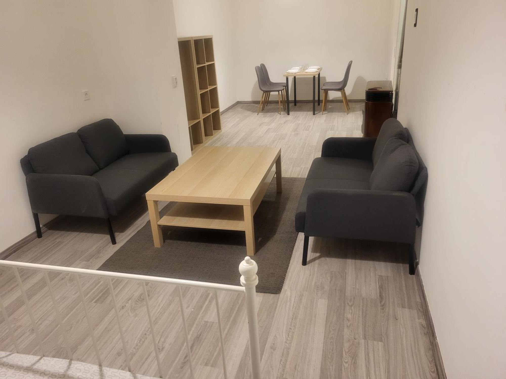 Sleepover City Center Apartment Будапеща Екстериор снимка