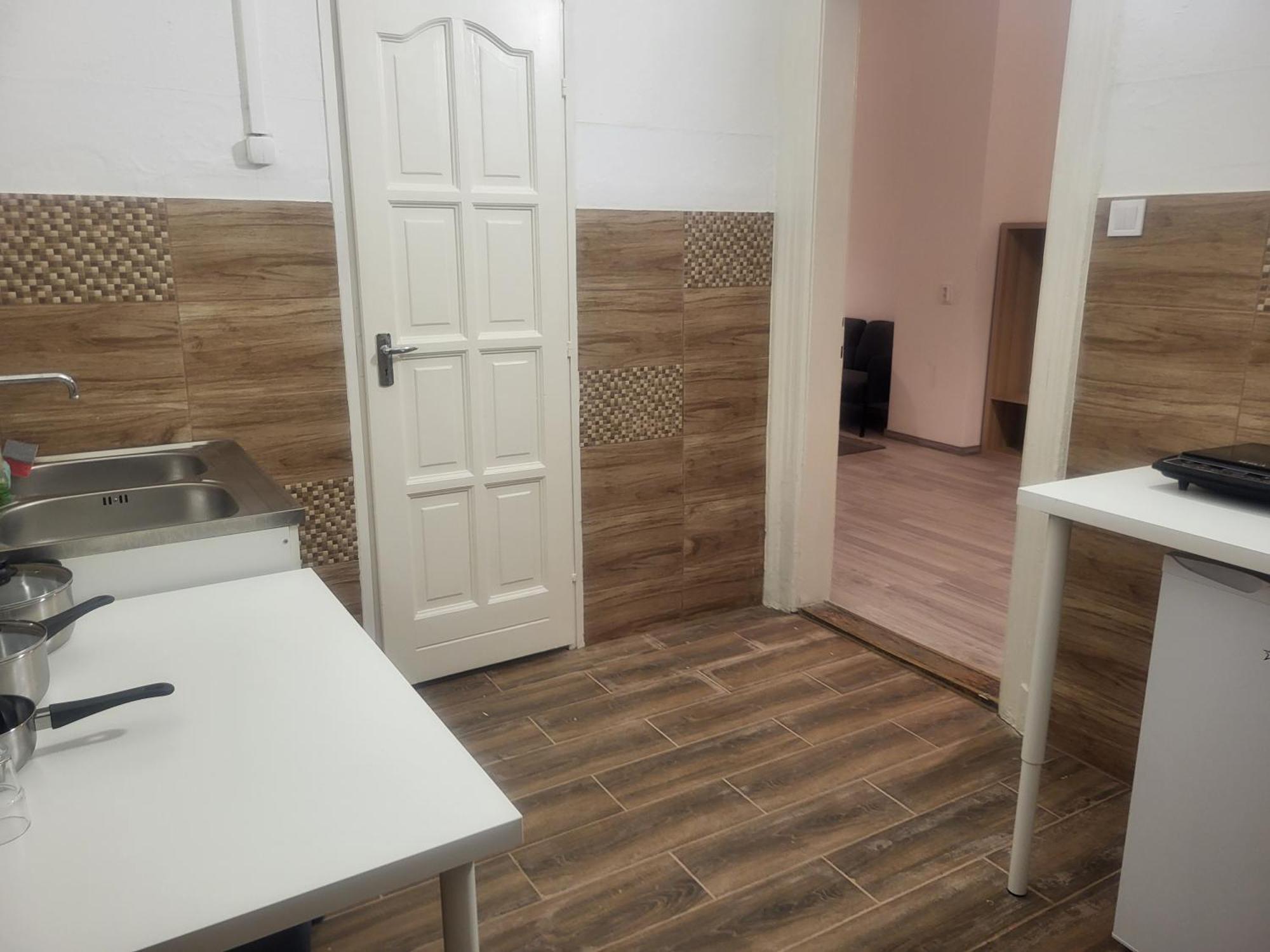 Sleepover City Center Apartment Будапеща Екстериор снимка